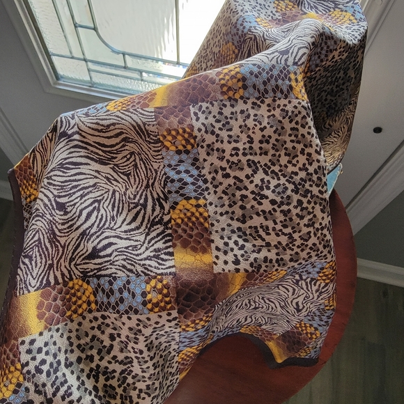 Vintage Mixed Animal Print Sqaure Scarf - Picture 3 of 6